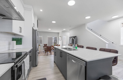Calgary House | Brand New 2025 Modern Townhome Near YYC Airport | Garage Parking