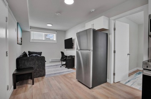 Saskatoon House | Brand New 2BR Suite close to Airport with Parking