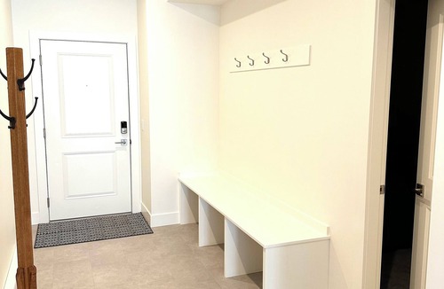 Big White Ski Resort Condo | Brand new ski in/ski out condo with mountain view and hot tub