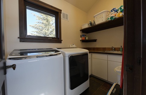 Crested Butte South House | Breathtaking 15-Acre Mountain Retreat Near Crested Butte – Hot Tub, Sleeps 16+