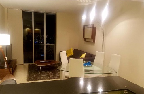 Brickell Apartment | Brickell Deluxe Apartment with Free Parking