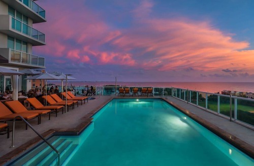 Coconut Grove Apartment | Bright Grove Suite | Walk to Parks & Dining