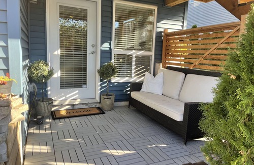 Maple Ridge House | Bright Modern 1 bed suite with garden/pool view.