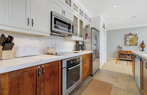 Stratton Mountain Condo | Bright retreat w/hot tub & resort access