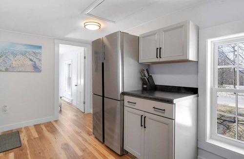 Bethel Apartment | Broad Street 3 | Birch