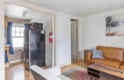 Old North End Apartment | BTV Metro Apartment: 2nd floor, parking