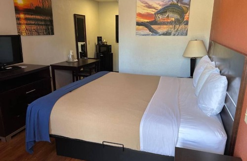 Okeechobee Hotel | Budget inn