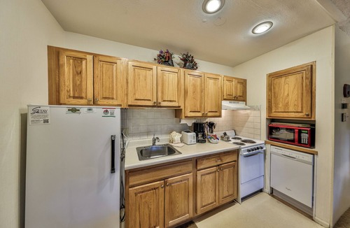 Winter Park Condo | Budget priced ground floor 2 bedroom