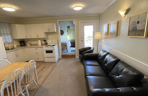 Regional District of Nanaimo Hotel | Buena Vista by the Sea