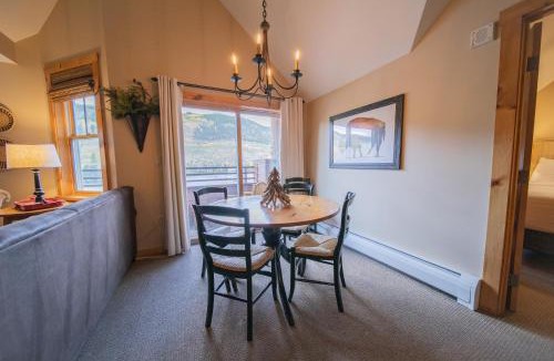 River Run House | Buffalo Lodge 8411 by SummitCove Lodging in Colorado