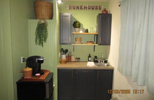 Castleton Apartment | Bunkhouse on Bomoseen