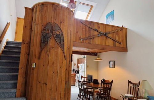 East Burke Condo | Burke Mt. Wintergreen Slopeside Condo, Ski in & out, rustic decor, pet friendly