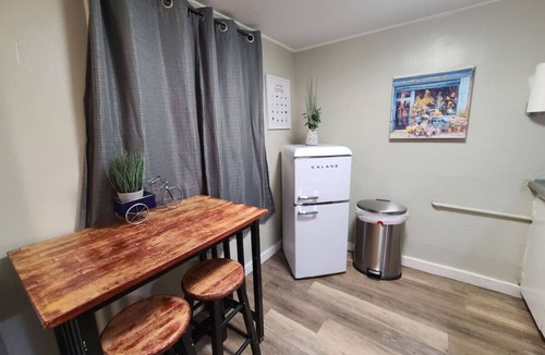 Glenwood Springs Cabin | Cabin 04: Pet-Friendly Retreat w/Kitchen, Updates & Mountain Views