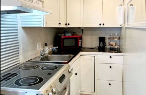 Glenwood Springs Cabin | CABIN 08-PETS OK! Cozy, Rustic Studio w/ Kitchen