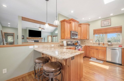 Estes Park House | Cabin minutes from downtown Estes Park and RMNP