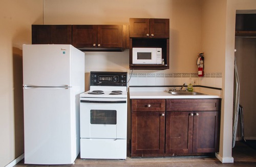 East Kootenay Hotel | Canadas Best Value Inn & Suites Fernie