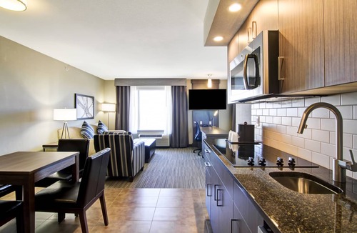 Kindersley Hotel | Canalta Hotel Kindersley