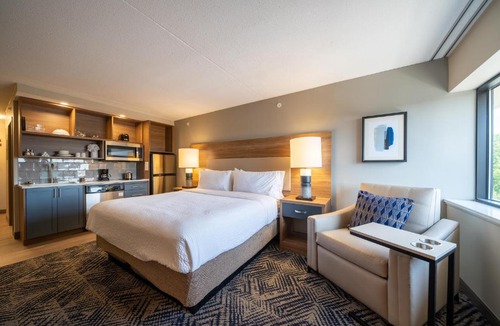Independence Hotel | Candlewood Suites - Cleveland South - Independence by IHG