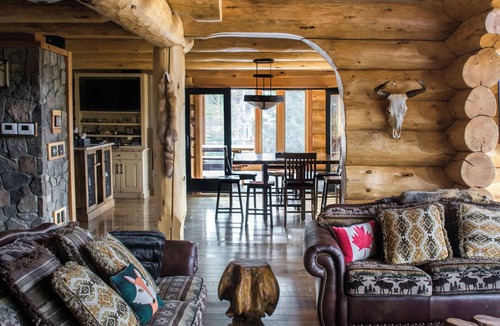 Cougar Creek House | Canmore Mountain Lodge, Bed & Breakfast with Stunning Views