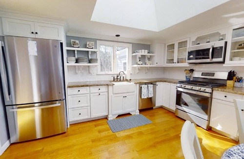 Dennis House | CapeCodProperty 178: Spacious 6BR home in Dennis, perfect for family getaways!