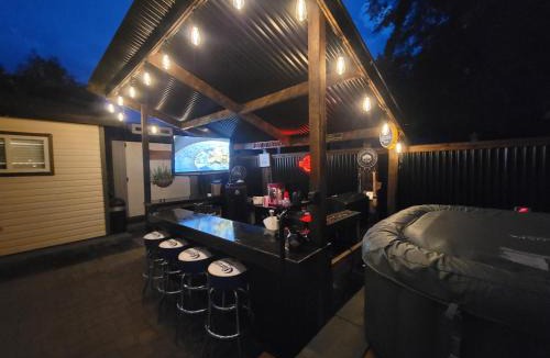 Scotch Creek Resort | Caravans West RV Resort