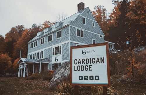 Bristol Condo | Cardigan Mt Basecamp Comfort: Hiker Breakfast, Shared Bath, Onsite Trail Access