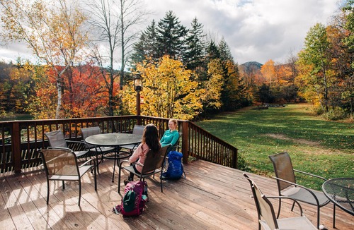 Bristol Condo | Cardigan Mt Basecamp Comfort: Hiker Breakfast, Shared Bath, Onsite Trail Access
