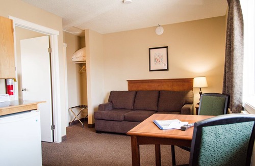 Prince George Hotel | Carmel Inn