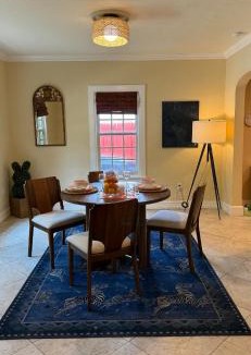 Southside Villa | Casa de David from the 1920s Era