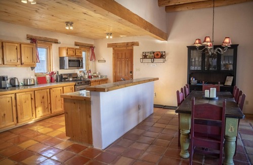 Taos House | Casa Monte Vista - Dream Getaway centrally located for easy access to all things fun
