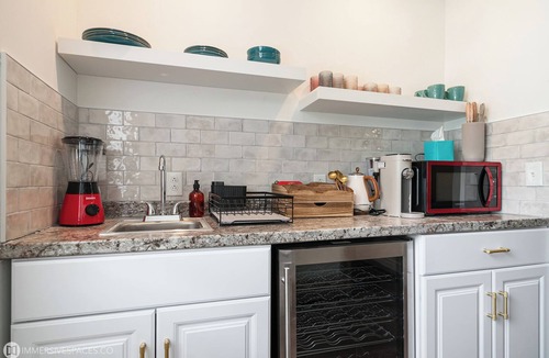 West Palm Beach House | Casa Ponce - Private Pool, Mins to DT + Beach