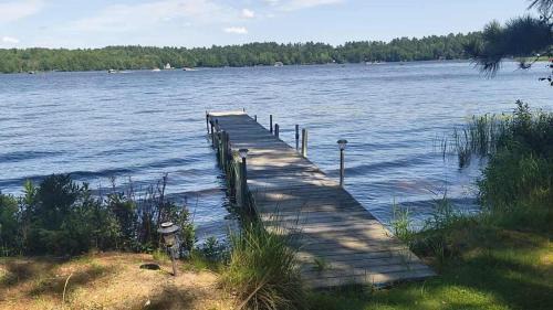 Eagle River House | Catfish Cottages