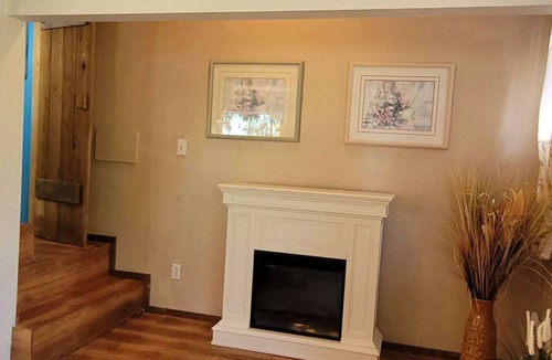 Sliammon Cabin | Cedar Cottage 2 Bedroom Near Lund