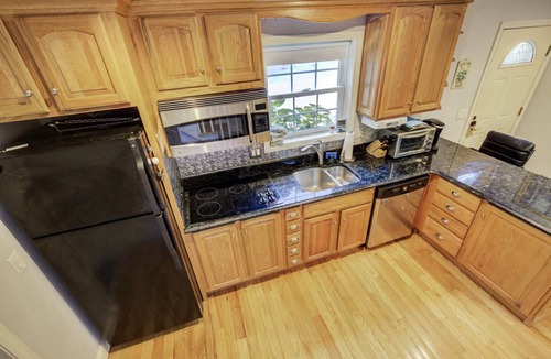 Moultonborough House | Center Harbor Waterfront Guest House on Winnipesaukee with dock for 23’and beach