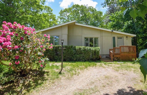 Marstons Mills House | Central AC 3 Min Walk to Pond!