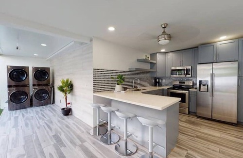 Flagami House | Central Miami Stay Near Airport & Calle 8/Pool