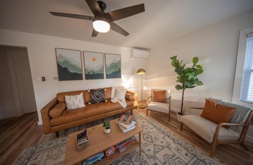 Bethel House | Centrally Located Cozy Modern Home in Bethel