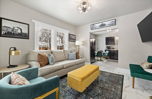 Rapid City Apartment | Centrally Located-Fire Pit- Hot Tub-Fenced Yard