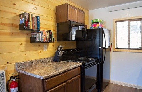 Rapid City Cabin | Centrally Located near everything the Black Hills has to offer! Open year round!