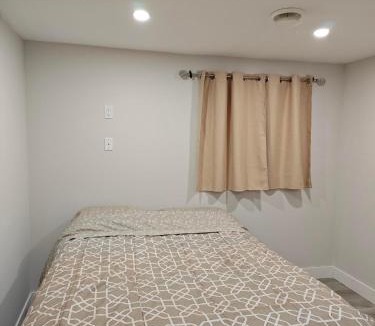 North Central Edmonton House | Chamber Inn