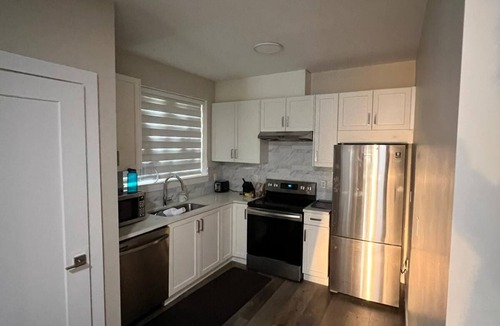 Abbotsford Apartment | Charming 1-bedroom apartment with WiFi, AC in delightful Abbotsford