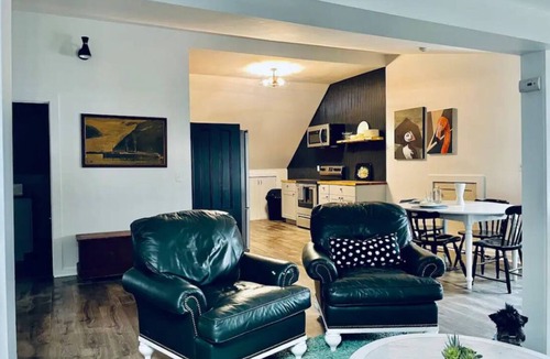 Camden Apartment | Charming 1-bedroom apartment in Downtown Camden