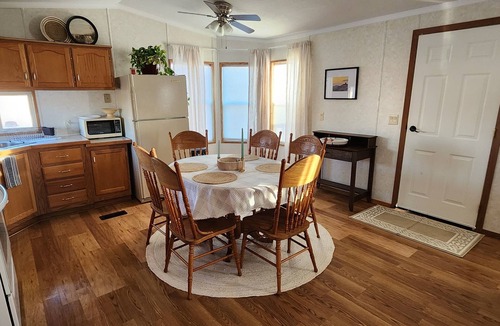 Northeast Entrance Badlands House | Charming 2-bedroom house with WiFi and AC in Interior.
