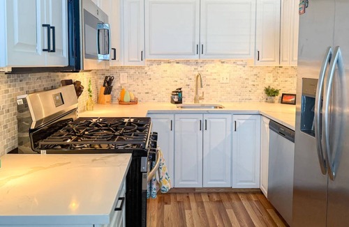 Lake Worth House | Charming 3-bedroom house with Heated Pool in Lake Worth Beach