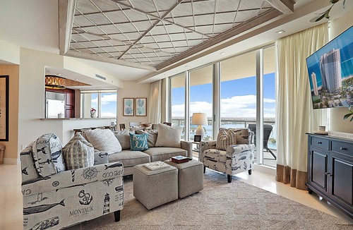 Singer Island Condo | Charming 3-bedroom condo