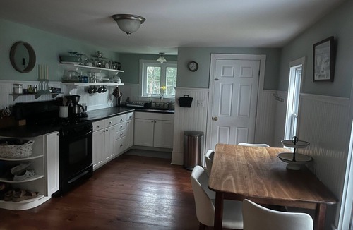 Phippsburg House | Charming 3-bedroom farmhouse in fabulous Phippsburg!