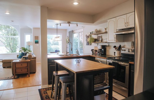 Garibaldi Highlands House | Charming 4-Bed Mountain Retreat