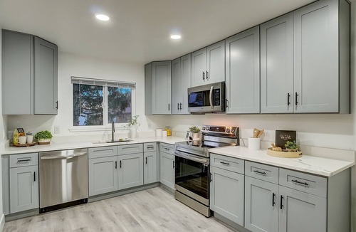 Twin Lakes House | Charming 4-bedroom house, Central Location, near Midtown, close to all freeways!