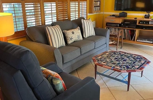 Boynton Beach House | Charming "Casa de la Capitan" Private Pool Home--Long Term from July 1, 2024