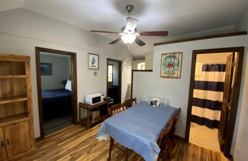 Lincolnville House | Charming Cottage with Private Deck and Modern Amenities near Camden, Maine